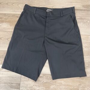 Nike Golf Shorts Men's Tour Performance Gray Flat Dri-Fit shorts Size 32